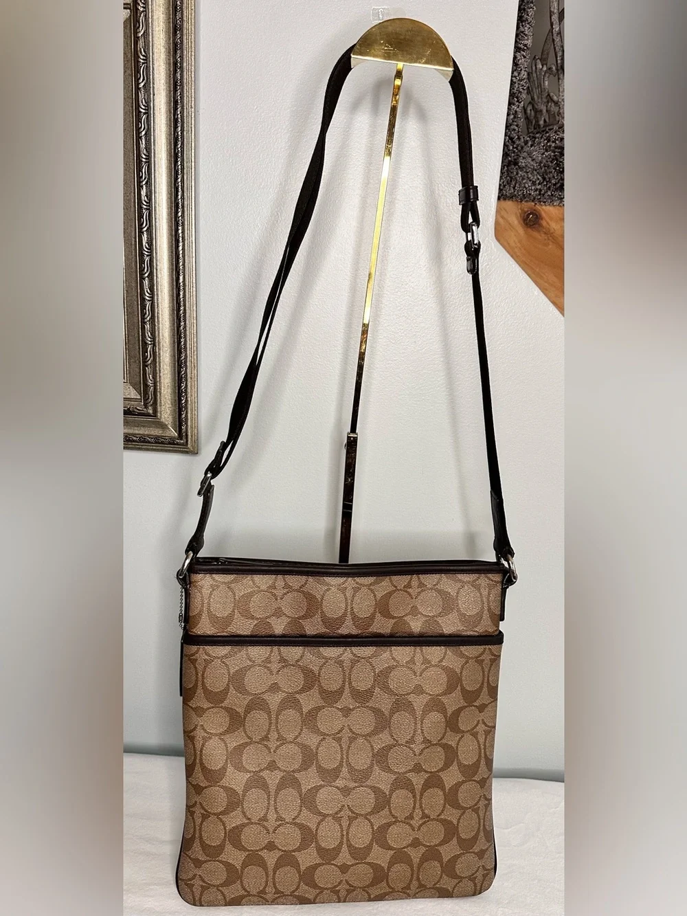 Coach signature cc